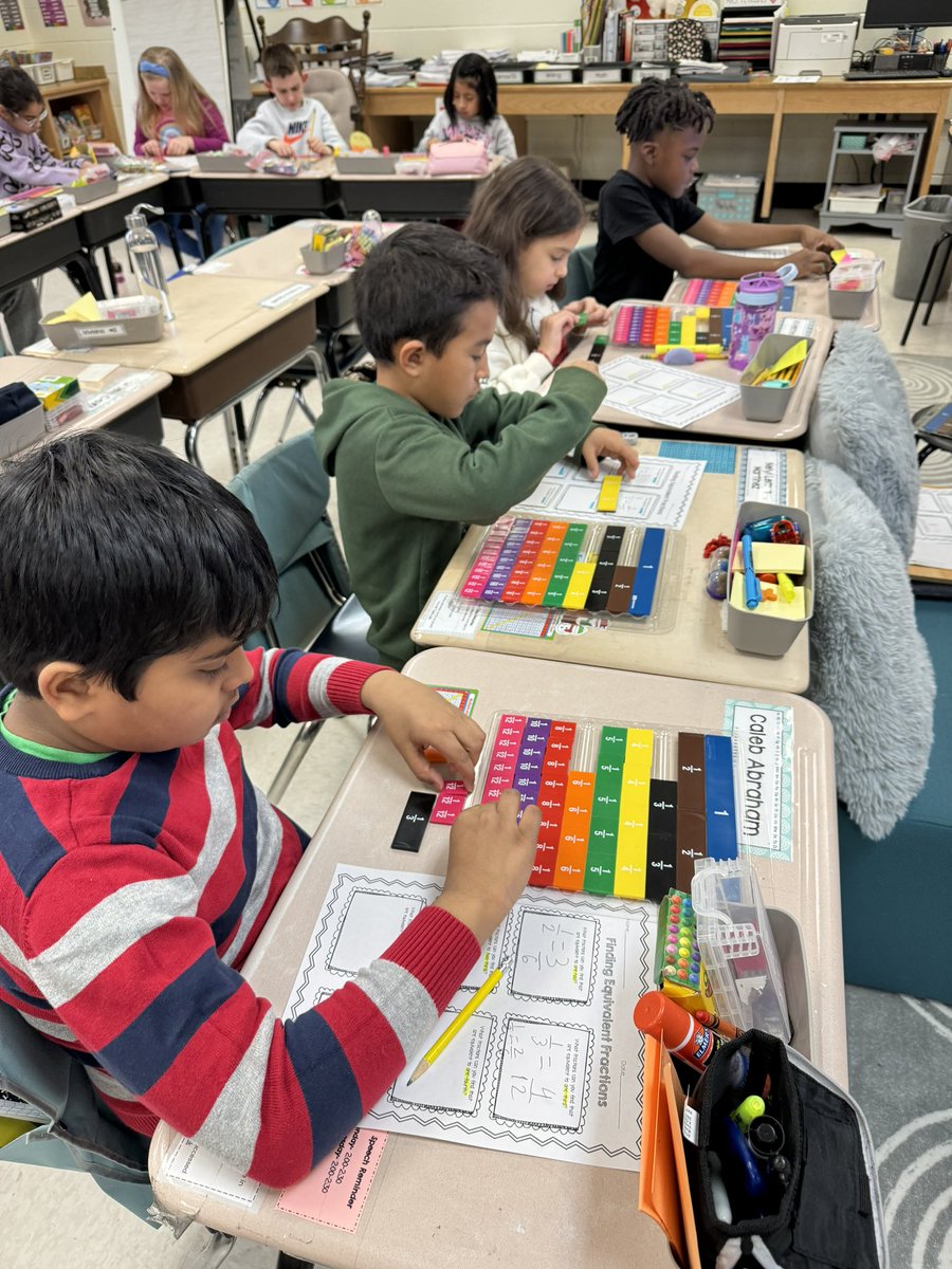 Anastasia Petridis tweet media