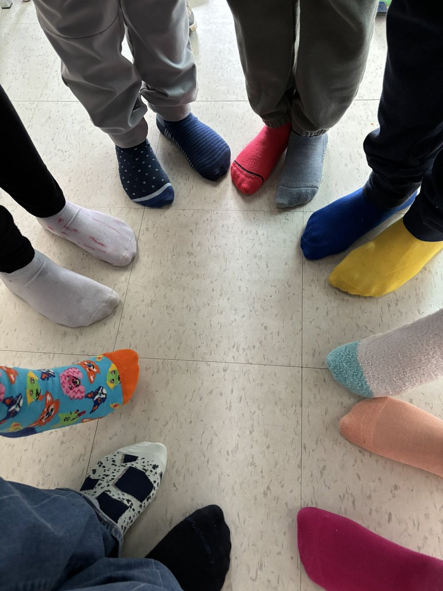 We are rocking our colourful socks <a href="/WilshireES/">Wilshire Proud</a> as we celebrate World Down Syndrome Day today! #WorldDownSyndromeDay #LotsOfSocks