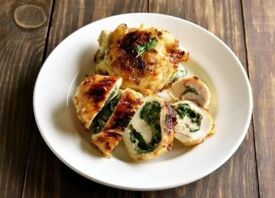 Chicken Stuffed with Spinach, Goat Cheese & Pine Nuts!!

(Can change out the Goat Cheese for Feta)

LoveThisPlan! 💝

#lovethisplan #betterhealth #healthymindset #wellnessjourney #healthyrecipes #nourishingfood #healthyliving #optimalhealth