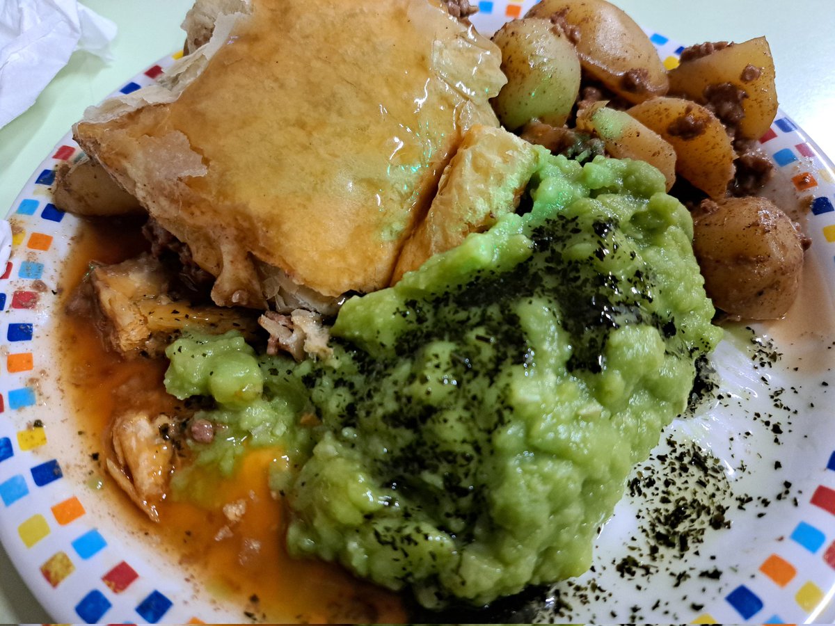 Anna D (@darkskies1) on Twitter photo Legendary peas & pie night <a href="/RooksNestAcadem/">Rooks Nest Academy</a> tonight.
Discovered mint sauce 😋
After all this time 😌 Legendary peas & pie night <a href="/RooksNestAcadem/">Rooks Nest Academy</a> tonight.
Discovered mint sauce 😋
After all this time 😌