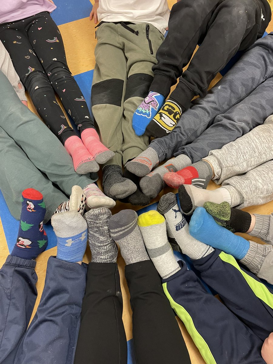 We rocked our socks today for our classmate Ryan. #WorldDownSyndromeDay2024 @BurgeoAcademy @NLSchoolsCA