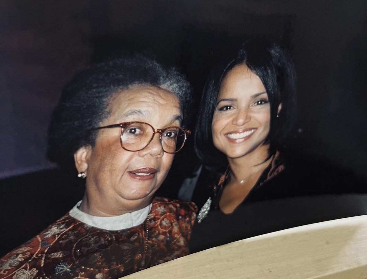 #WomensHistoryMonth here advocating for women & children w/ the extraordinary #MarianWrightEdelman and American children's rights activist Ms. Edelman is an activist for civil rights & children's rights. She is the founder/president emerita of the childrensdefense.org