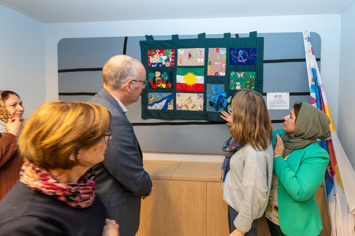 Onthulling wandkleed <a href="/LingewaardGem/">Gemeente Lingewaard</a> door Lingetalent, uit de #weekvandeontmoeting van afgelopen september, We zijn trots op onze dames die een brug slaan in de Lingewaardse samenleving!!