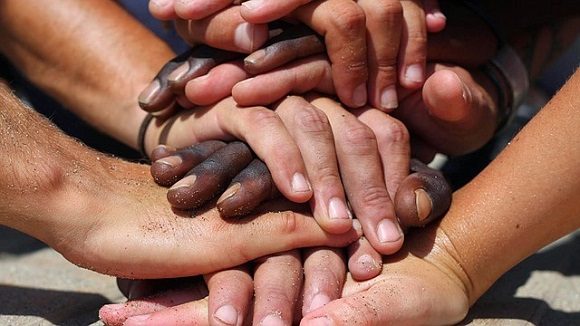 Es el Día Internacional de la Eliminación de la Discriminación Racial y Cuba no tolera manifestación alguna de racismo o discriminación, incluido por el color de la piel. 
#ColorCubano #MujeresEnRevolución