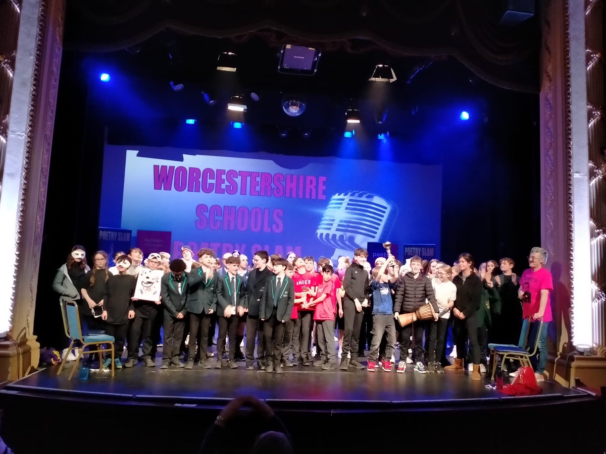 Last night we celebrated the Worcestershire #PoetrySlam final @redditchpalace 🤩 Huge congratulations to winners @stjohnsmiddle & runners up @ArdenLibrary & Norton Juxta Kempsey School! 🏆🎉👏 And a massive well done to all 13 schools that took part!