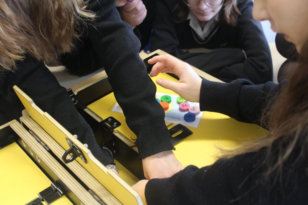 Millais_Maths's tweet image. Thank you to @problemsolveit for the brilliant escape room activity for our #MillaisYear8 students on their #MillaisMaths Challenge Day. #MillaisCreativity #MillaisResilience