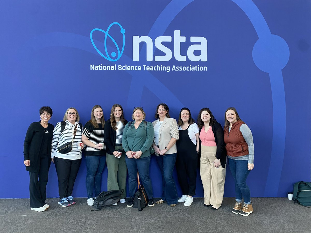 These @NobHighSchool @NobWestMS & @NoblEastMS educators are excited to learn and grow @NSTA conference! Thank you @NobEdFoundation & @NobSchools #NSTAspring24