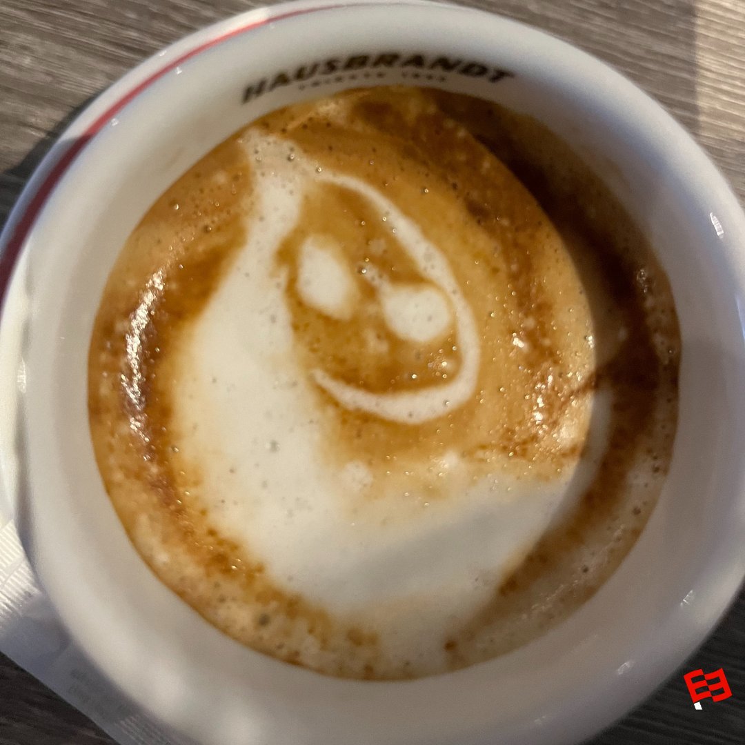 tailgreeter's tweet photo. Our #barista might not be #Picasso, but they sure know how to stir up a masterpiece that says, 'Tailgaters, start your engines!' 📷📷
'Portrait of a Young Woman as an Artist'? More like 'Portrait of a Tailgater in Full Swing!'
#JointheParty #Tailgreeter #Tailgate #LatteArt https://t.co/cKC1cL6EMs