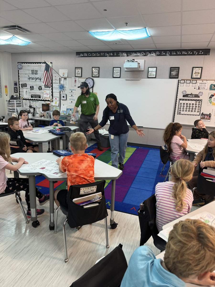 Mrs.Sauer tweet media