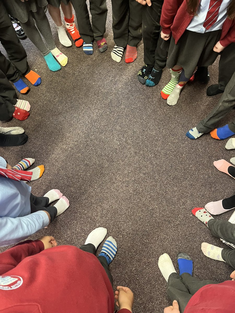MrsHarrisHCIW's tweet photo. We celebrated Odd Socks Day to join together to show that we are all different and to stand up against bullying and discrimination. 🧦✨ @HenllysCIW https://t.co/xfdIRQM5IK
