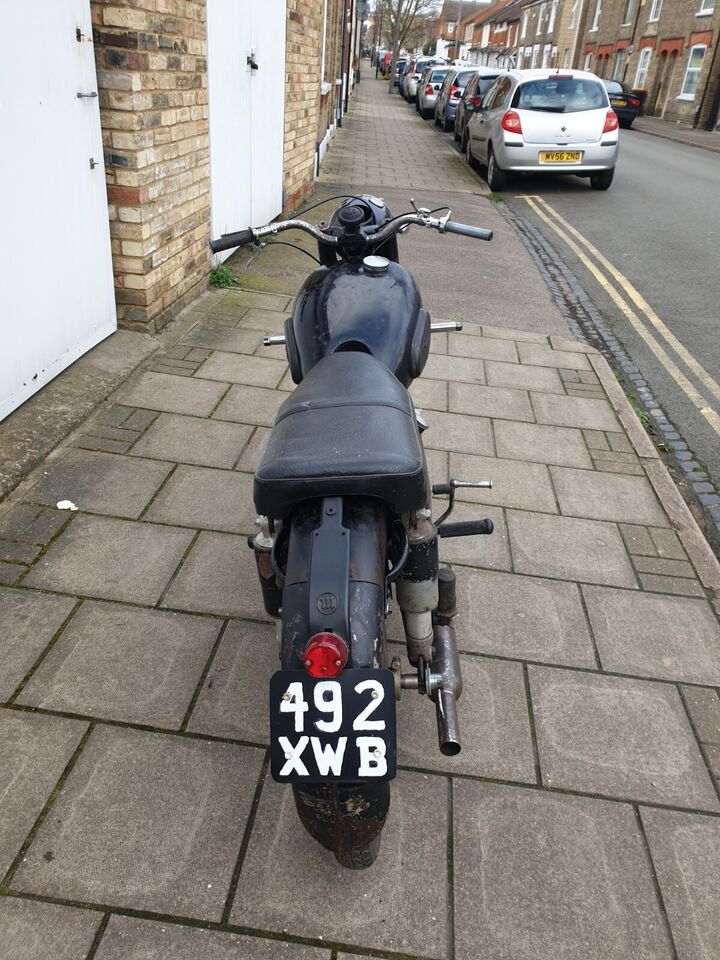 BarnFindsUK's tweet photo. Ad: Matchless G3LS 1956 350cc project
On eBay here -->> https://t.co/uhokB6k7HD
#MatchlessG3LS #MotorcycleRestoration #ClassicBike #ProjectBike #VintageMotorcycle #BikeProject #MotorcycleBuild #VintageRide https://t.co/ta4sBK9Oqx