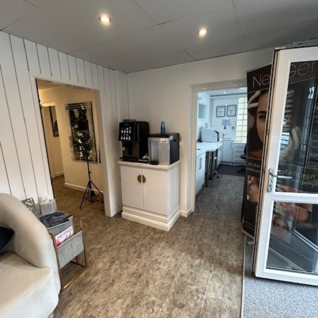 Re-Enhance Salon had their new Coffee Machine installed!