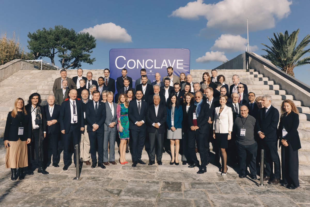 🇪🇺'EUROPE 2040: TOMORROW IS TODAY'! #Conclave Report is out: insights from 50 European leaders on geopolitics, tech, common goods, and democracy. 👉🏼europanova.eu/conclave/repor… @GuillaumeKlossa @NegrierIsabelle @PieroBenassi @Ph_Etienne @aartjandegeus @MJRodriguesEU @D_Schwarzer