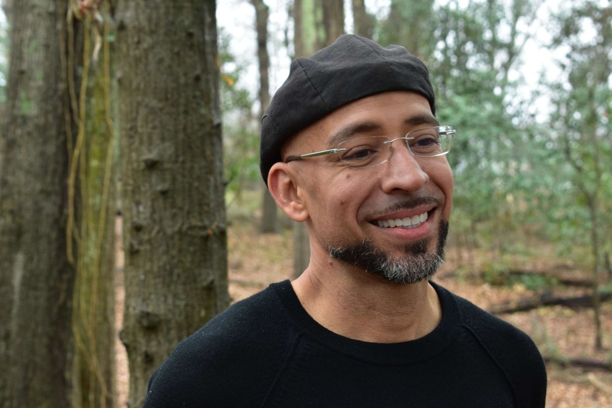 2018 Postdoc Éric Morales-Franceschini's new book "Syndrome" was selected by US Poet Laureate emeritus Juan Felipe Herrera for the Philip Levine Poetry Prize, and is out now! 

Read more here: ow.ly/gUA250QWSEM