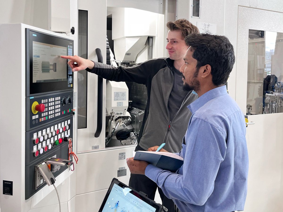 Gleasontweets's tweet image. Gleason Global Service Engineers at Gleason Switzerland AG. Service Engineers are regularly trained on the latest development of Gleason machines so they can provide customers with the best possible service: gleason.com/training
#gsag #geartechnology #gearknowhow #geartraining