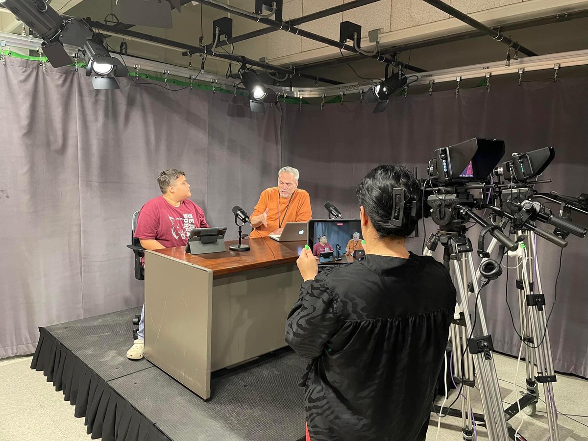 BAMS Broadcast Media students, under the direction of Mrs. Linn, conducted interviews as part of our ongoing Wisdom Corridor project at the MS. This week they conducted interviews of BAMS teachers sharing lessons that they’ve learned in life. wisdomcorridor.com