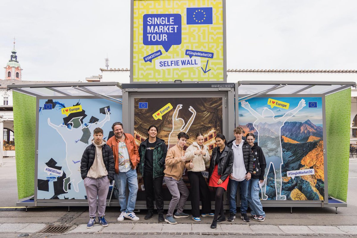 EU_Growth's tweet image. And that's a wrap from Ljubljana  🇸🇮

We had a great time chatting with visitors yesterday at our #SM30Tour stand in Pogačarjev trg  🎙️

If you're  curious to learn more about the 🇪🇺 Single Market, head to our website  👇
europa.eu/!DWRQxQ

#SingleMarket30