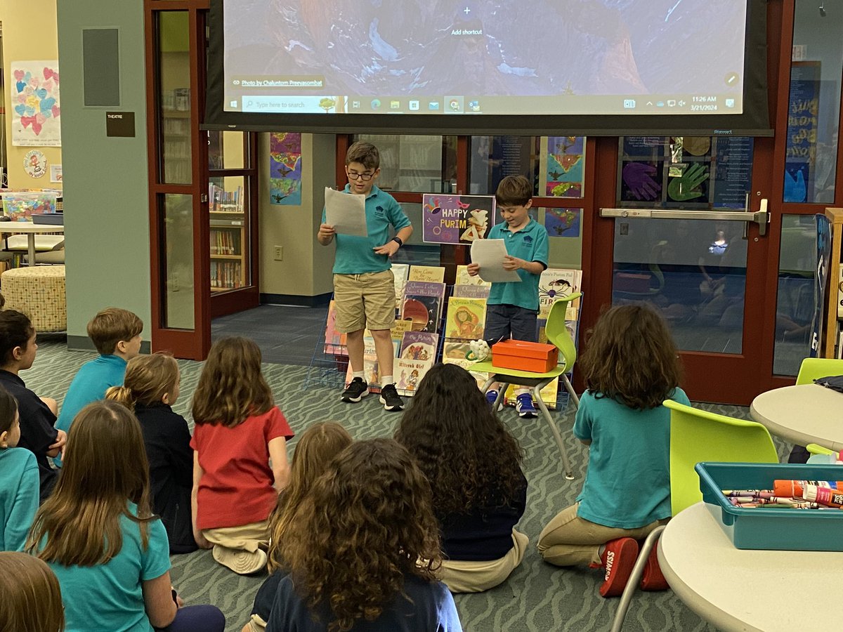 21stStacy's tweet image. 2nd graders presenting to 3rd grade about their invention to help them withstand the cold while enjoying ice cream #inventionliteracy @Davis_Academy #davis2 #davis3