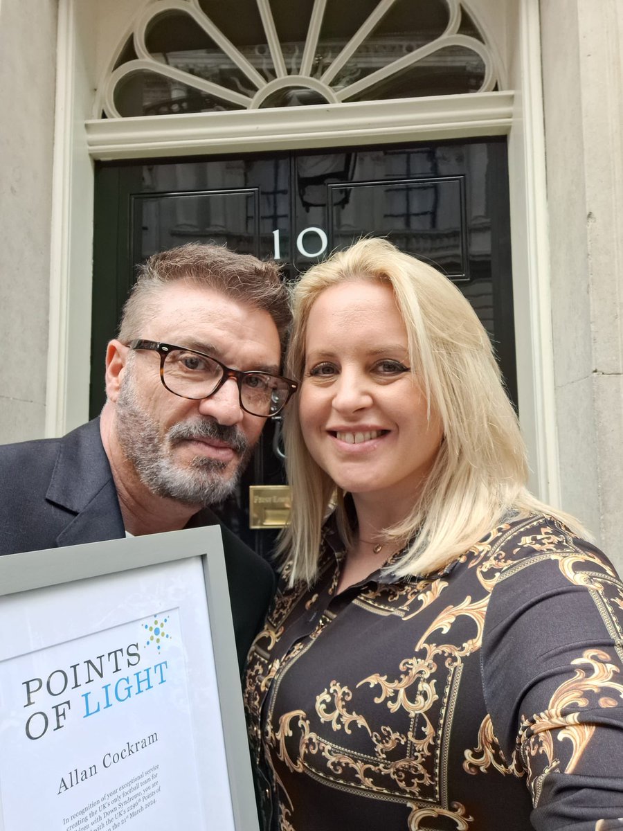 💙💚 Today, we were honoured to be invited to Number 10 Downing Street for a very special reception for World Down Syndrome Day, where Allan was awarded the Prime Minister’s Points of Light award. Check out the link below: pointsoflight.gov.uk/brentford-peng… #pointsoflightaward