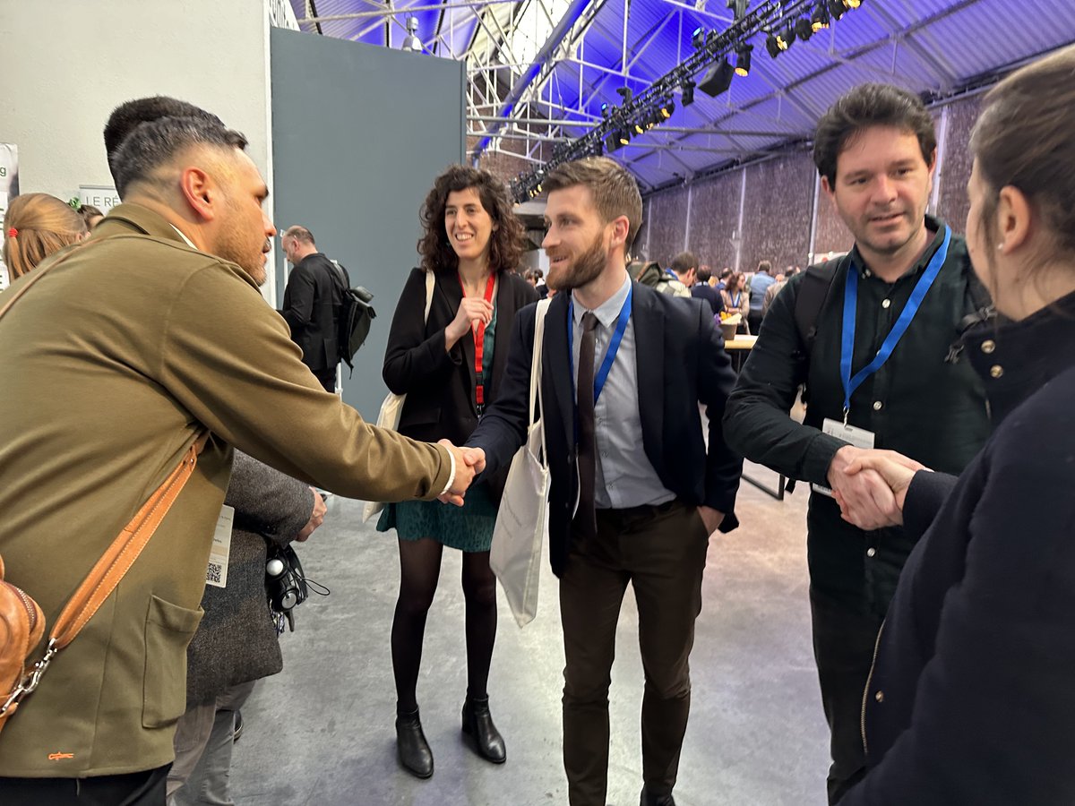ffsunews's tweet photo. [#SDC24]
Aujourd’hui a eu lieu une rencontre entre la Swedish National Council for Crime Prevention (Brå) et nos membres français afin d’échanger nos connaissances et pratiques de sécurité contre les rixes
#CitiesHelpingCities https://t.co/FNq6PRs2Eo