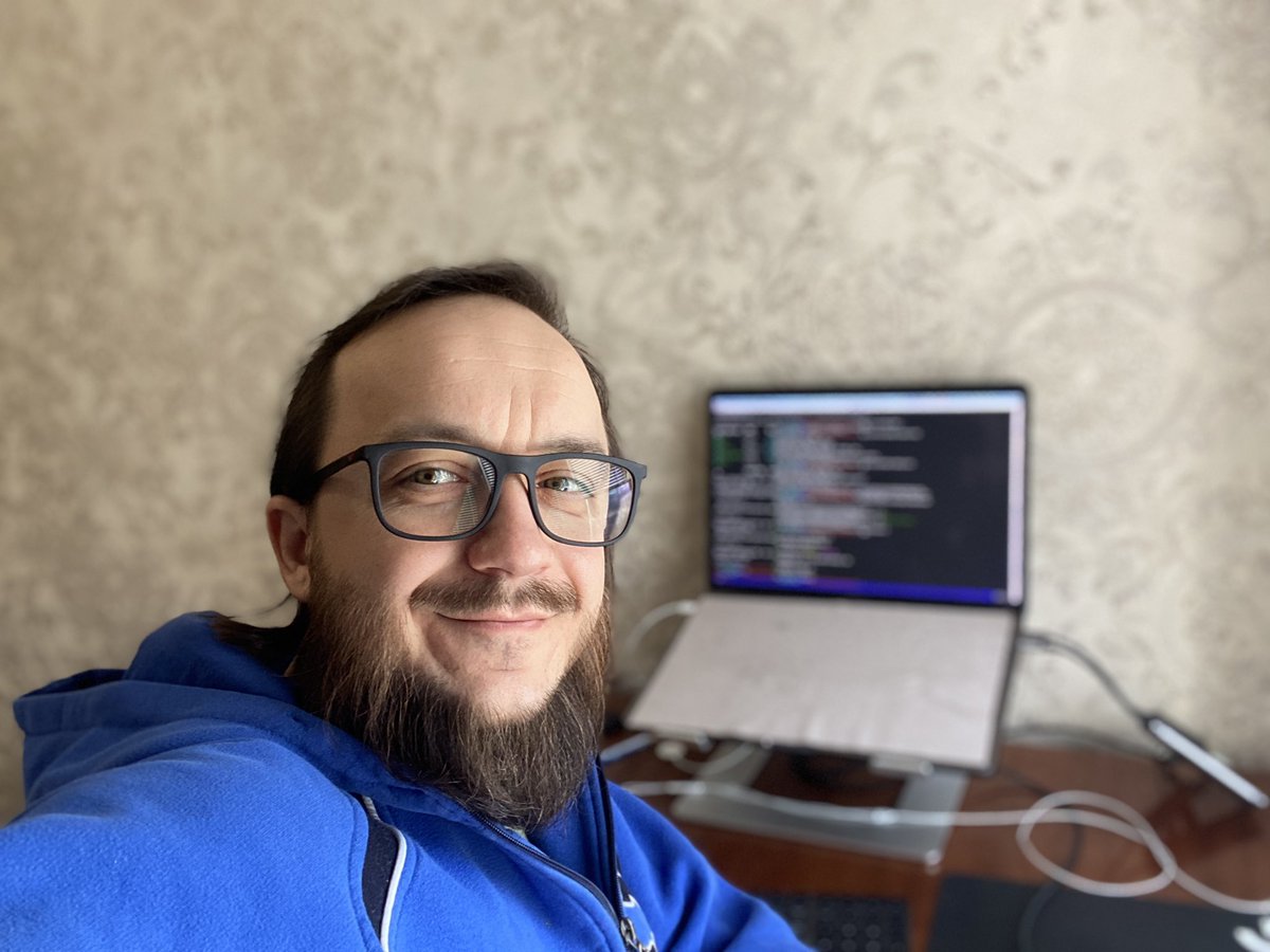 var_bincom's tweet image. GitHub Copilot is the Next Gen Autocomplete
🚀 thread: the game-changing magic of GitHub Copilot at everyday front-end development 🧙♂️✨
#GitHubCopilot #DevTools #CodingMagic #FrontEnd