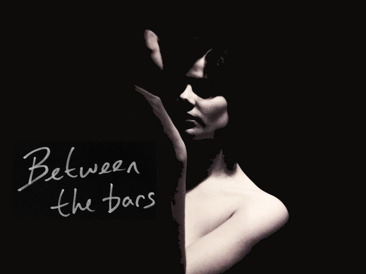 Had fun working on this Elliott Smith cover of Between The Bars with <a href="/lisaosborne_/">Lisa Osborne 💙💛</a> which is out today across your favourite digi platforms🌟 
youtu.be/Mp5P0n7dANY?si…