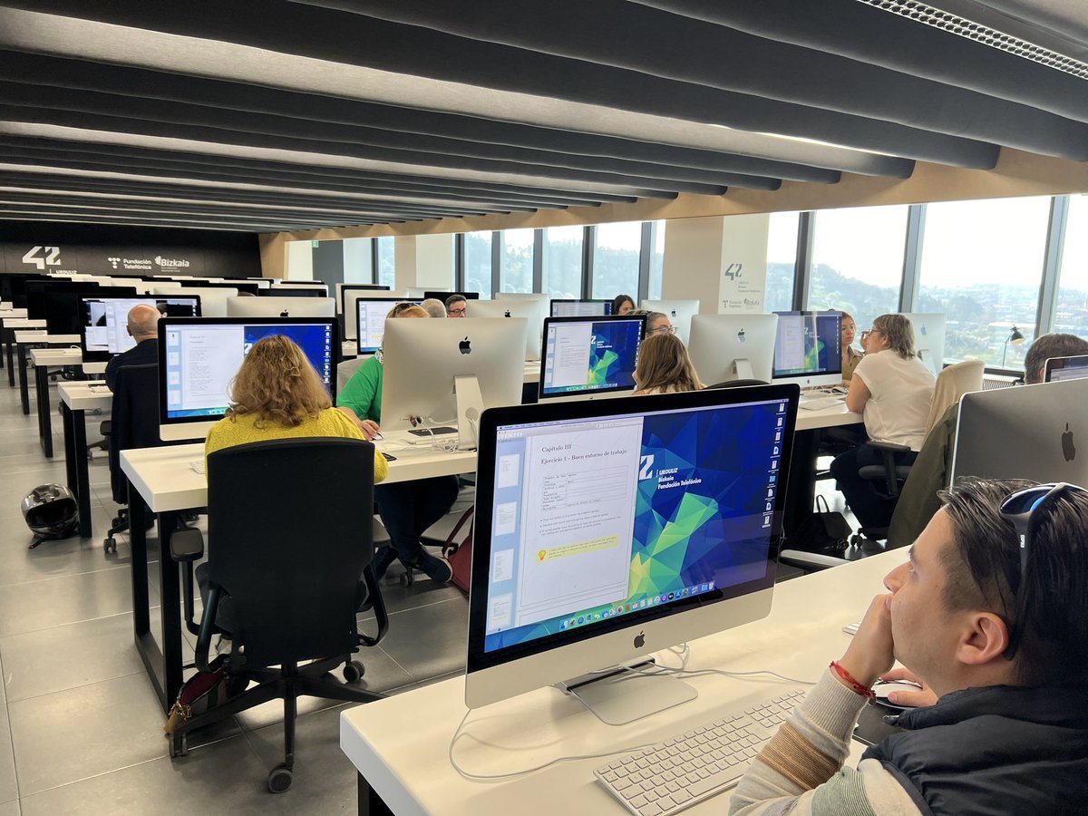 42UrdulizFTef's tweet image. Hoy #taller de #iniciacion a la #programacionweb en #42urdulizftef 🧑🏽💻👩🏻💻 Una ocasión perfecta para sumergirse en la #innovadora #metodologia42 mientras das tus primeros pasos en la #programacion