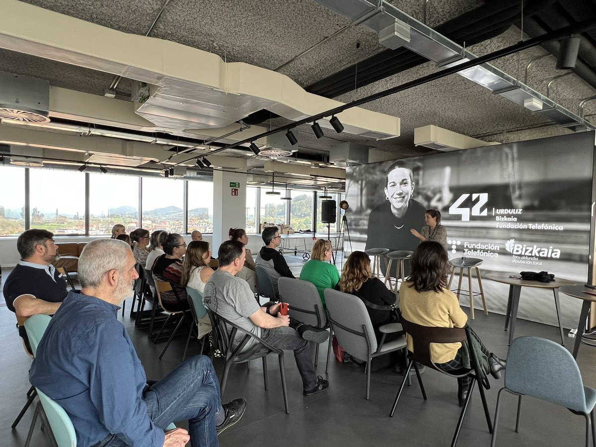 42UrdulizFTef's tweet image. Hoy #taller de #iniciacion a la #programacionweb en #42urdulizftef 🧑🏽💻👩🏻💻 Una ocasión perfecta para sumergirse en la #innovadora #metodologia42 mientras das tus primeros pasos en la #programacion