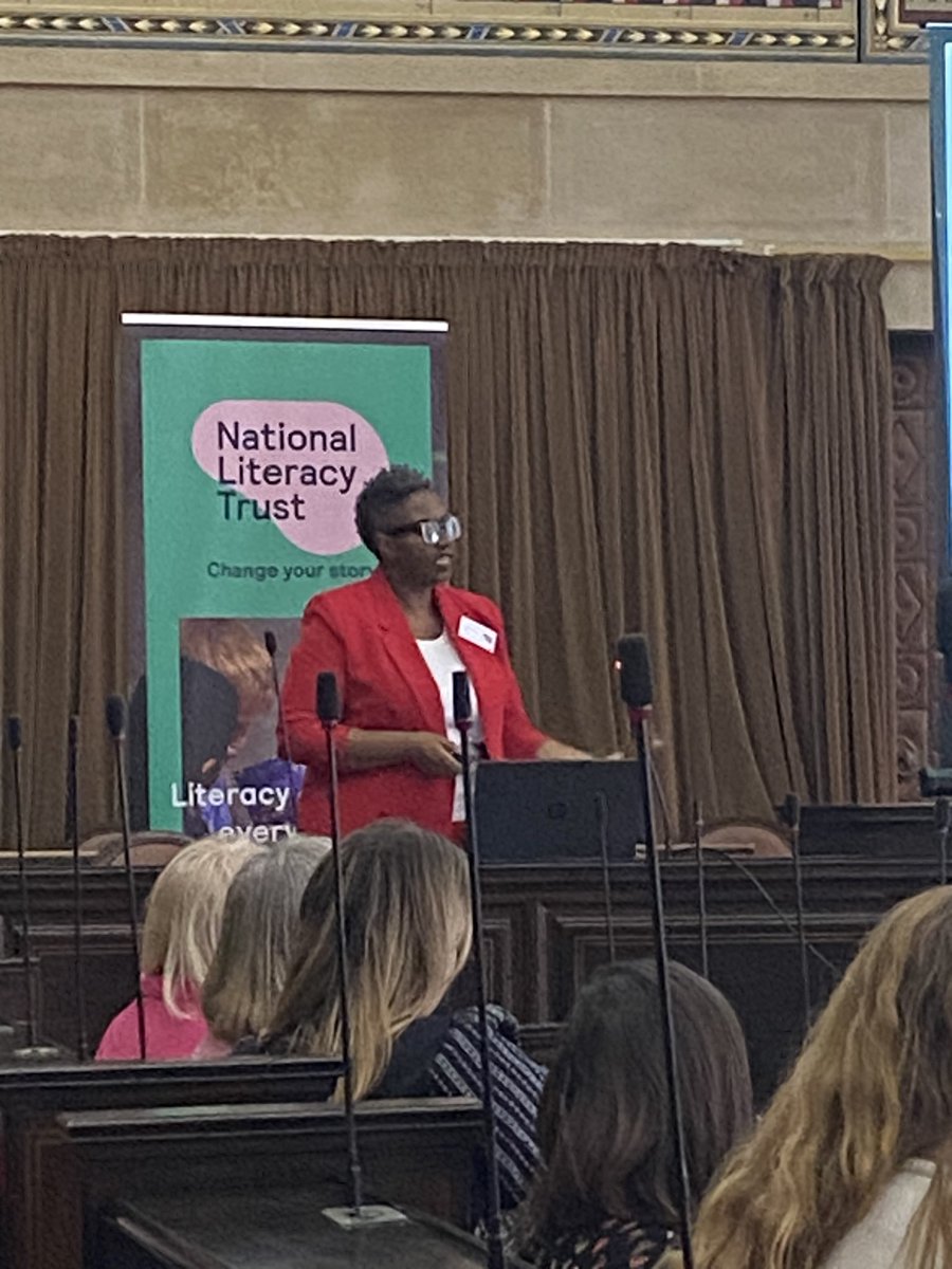Conference ending with the amazing @son1bun describing how stories and reading permeate everything she does at St Matthews proud to work with Sonia @EmpathyLabUK @Literacy_Trust #PrimLitConf24