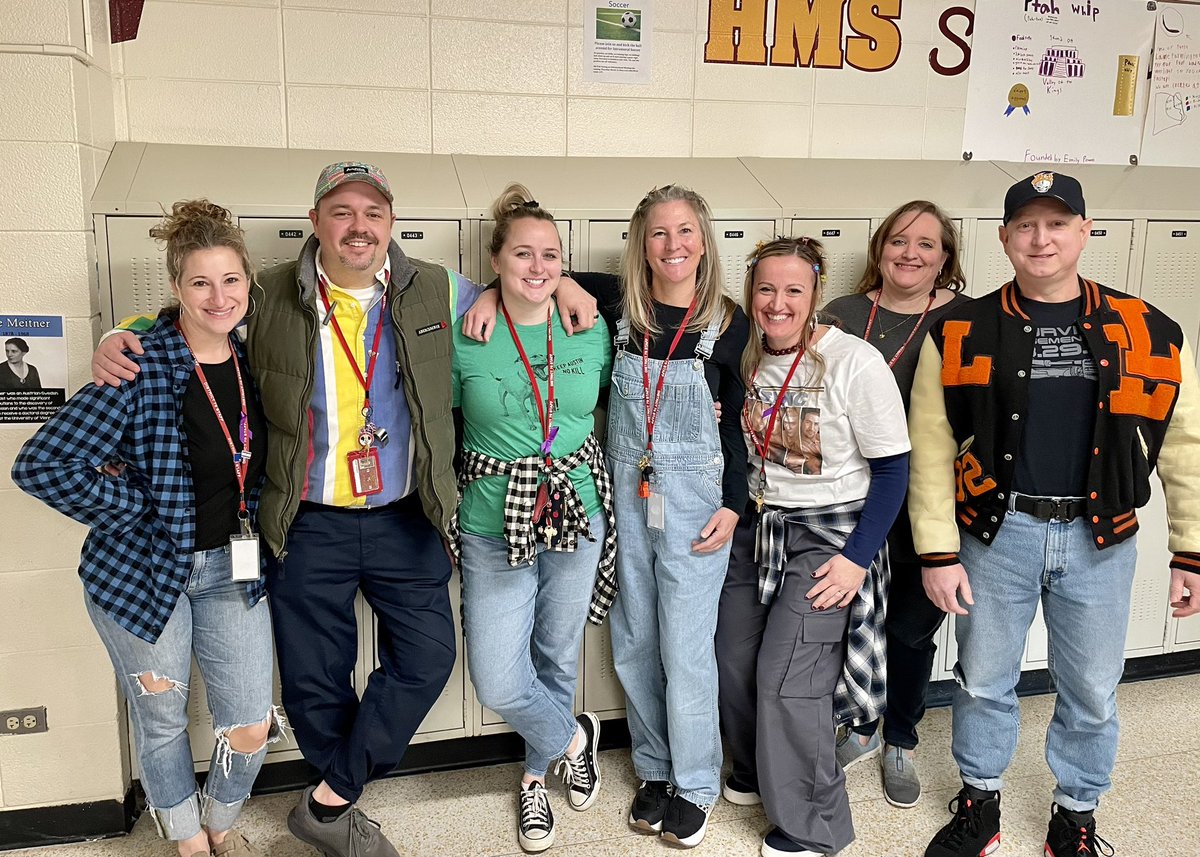 Mrs. Davidson tweet media