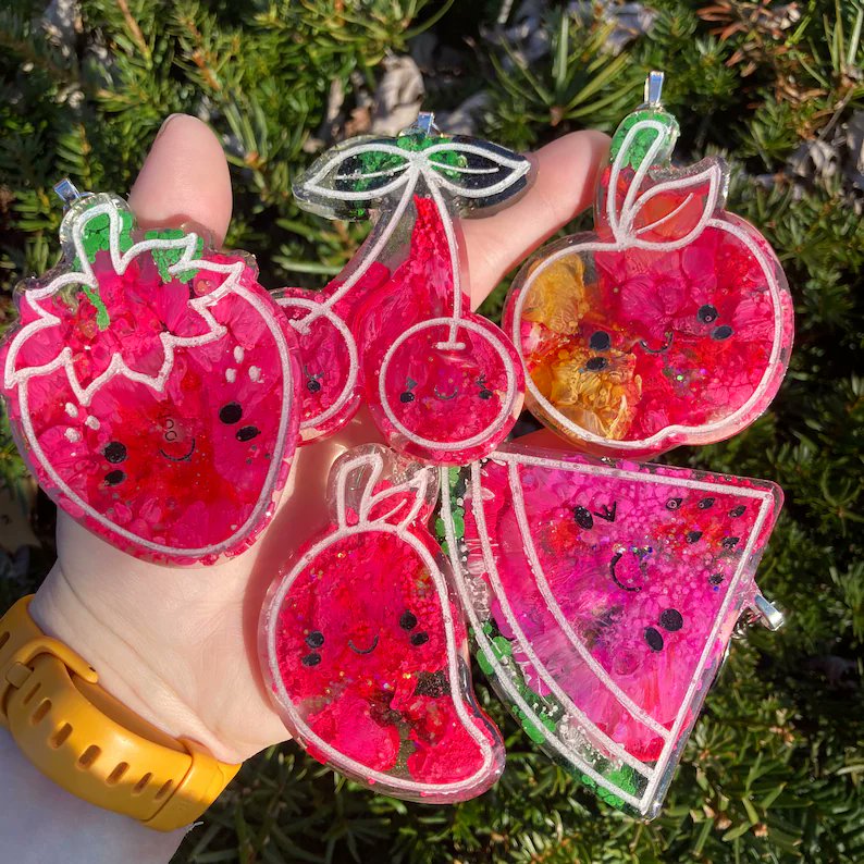 red fruit keychains 🧵 etsy.com/listing/167561…