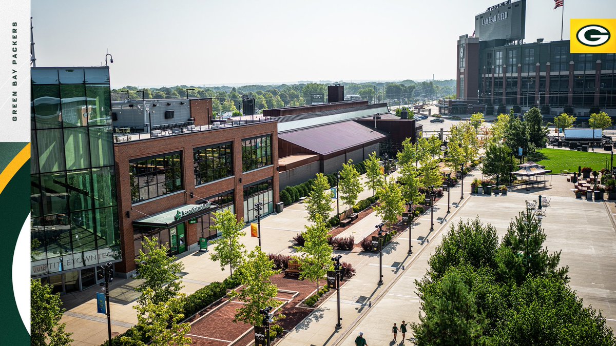 Aloha from Green Bay! 🌺 @titletown is hosting its first-ever Lū'au on Saturday, April 20 from 3-8 p.m., as an exciting new event celebrating the spirit of Hawaiian & Polynesian culture. Activities include live entertainment, Hawaiian cuisine + so much more. Details ➡️…