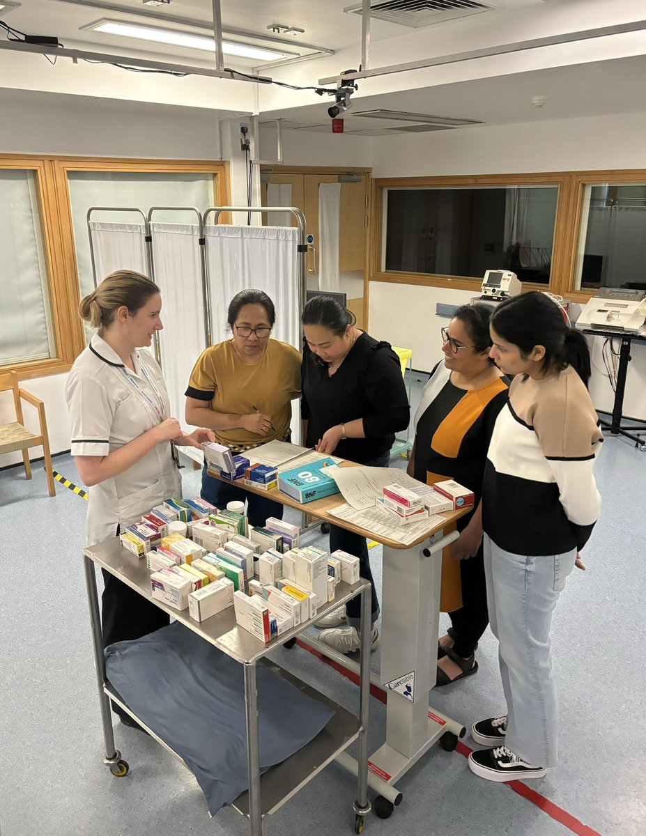And thats a wrap on another HCOP induction 👏🏻 ✨. Today our new HCOP nurses flourished demonstrating their skills in simulations & knowledge of drugs in medicines safety activities. @HcopTeam Thanks to Steph, pharmacy Technician, for sharing wisdom with our team @NUHPharmacy