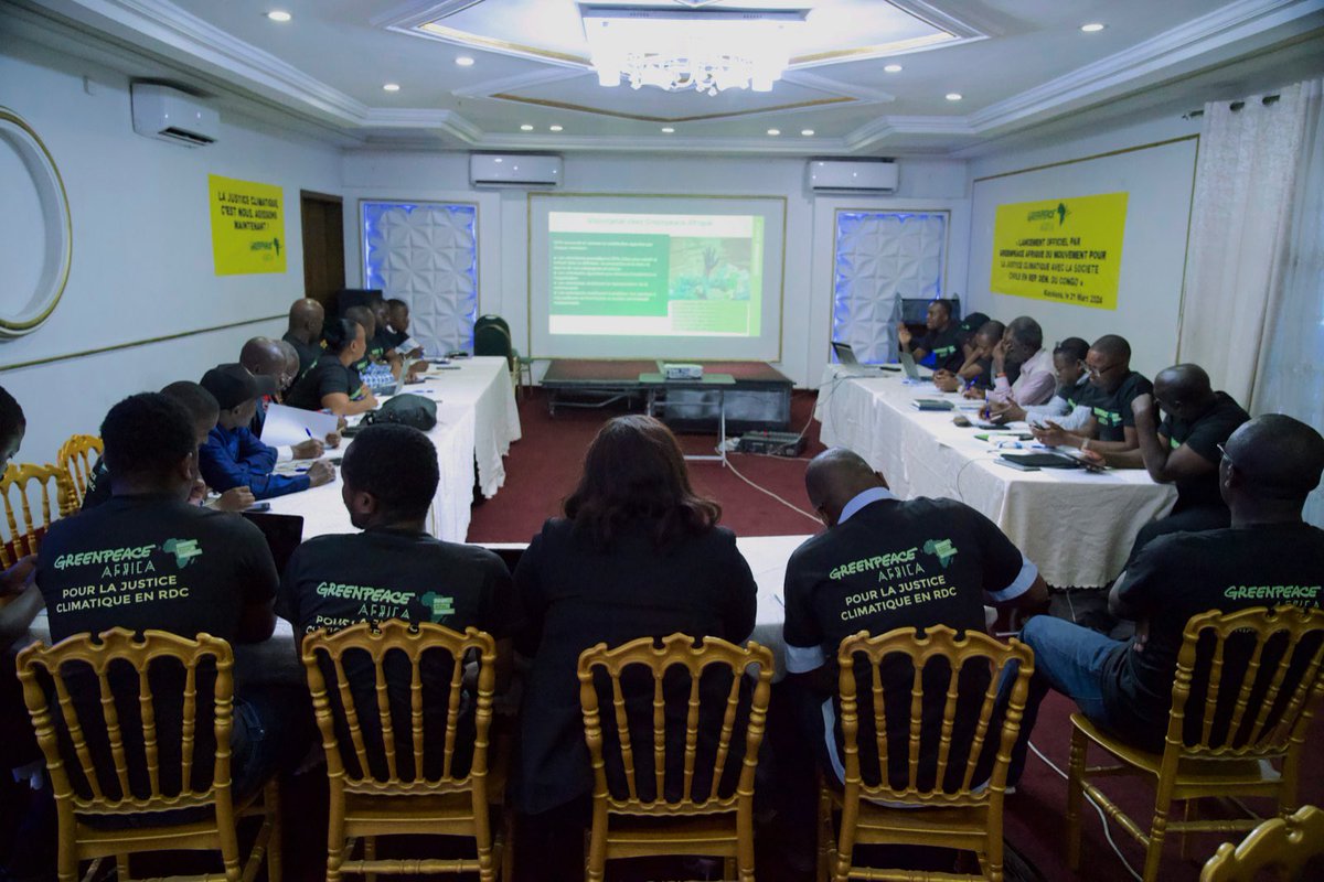 GreenpeaceAfrik's tweet photo. C'est officiel !

Nous nous sommes associés à des partenaires et à des acteurs locaux pour lancer le Mouvement pour la Justice Climatique (MJC-RDC) en République Démocratique du Congo (RDC).

Lire la suite ici 👉 https://t.co/BaTTtS7aKM

#InternationalDayofForests https://t.co/oekl1yaVDm