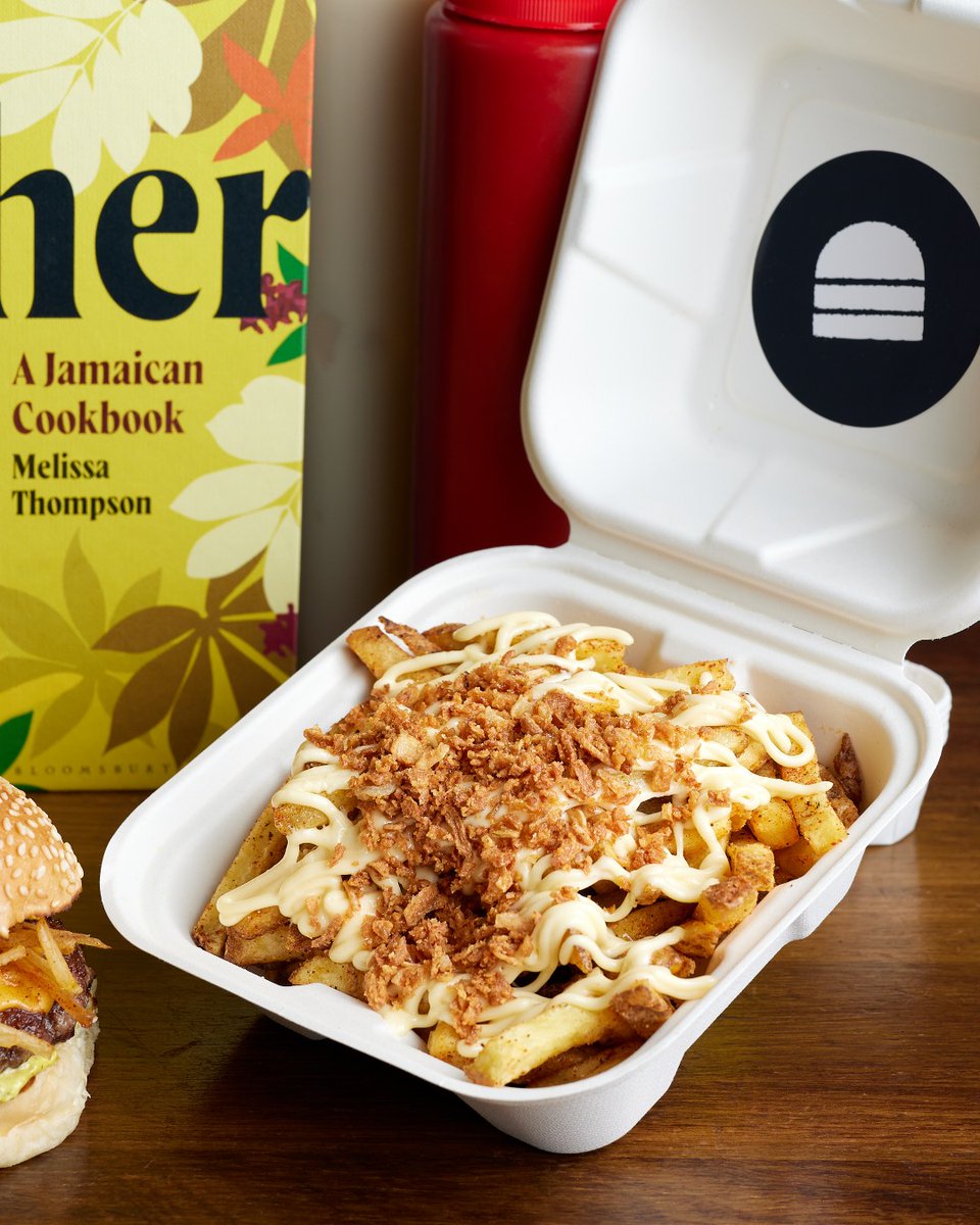 bleeckerburger's tweet photo. Introducing Melissa’s Scallion and Scotchie Fries 🚨

🗓️18th April, 5:30pm, Bleecker Bloomberg

Bleecker double-cooked fries, dusted with Scotch bonnet, thyme &amp; spring onion powder, topped with Melissa's garlic &amp; shallot mayo, and crispy shallots.

A winning combo! https://t.co/86blZT61pp