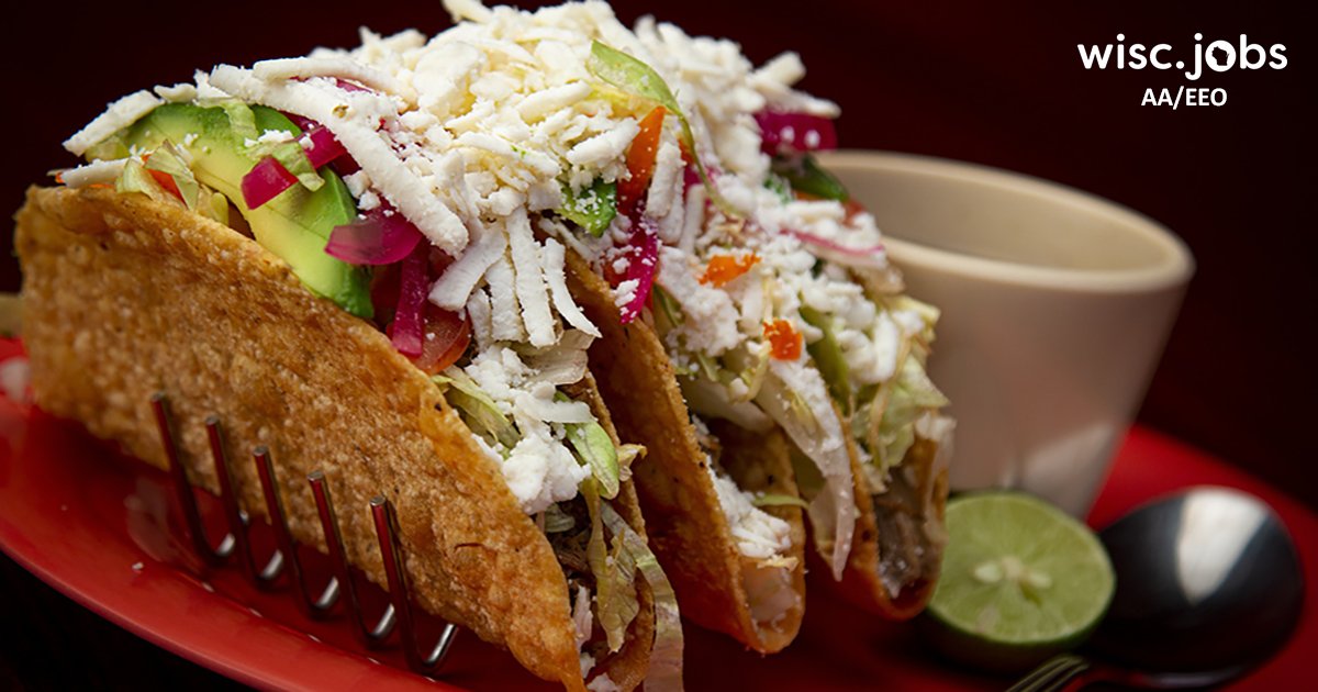 wiscjobs's tweet image. It’s #NationalCrunchyTacoDay! If you want a #FoodServiceJob, Winnebago Mental Health Inst is hiring a parttime #FoodServiceAssistant in the cafeteria. $16.78/hr +great benefits. Grab a spicy, crunchy bite &amp;amp; apply by 3/28! #WIjobs #govjobs #TacoDay ow.ly/1Yi650QY7In