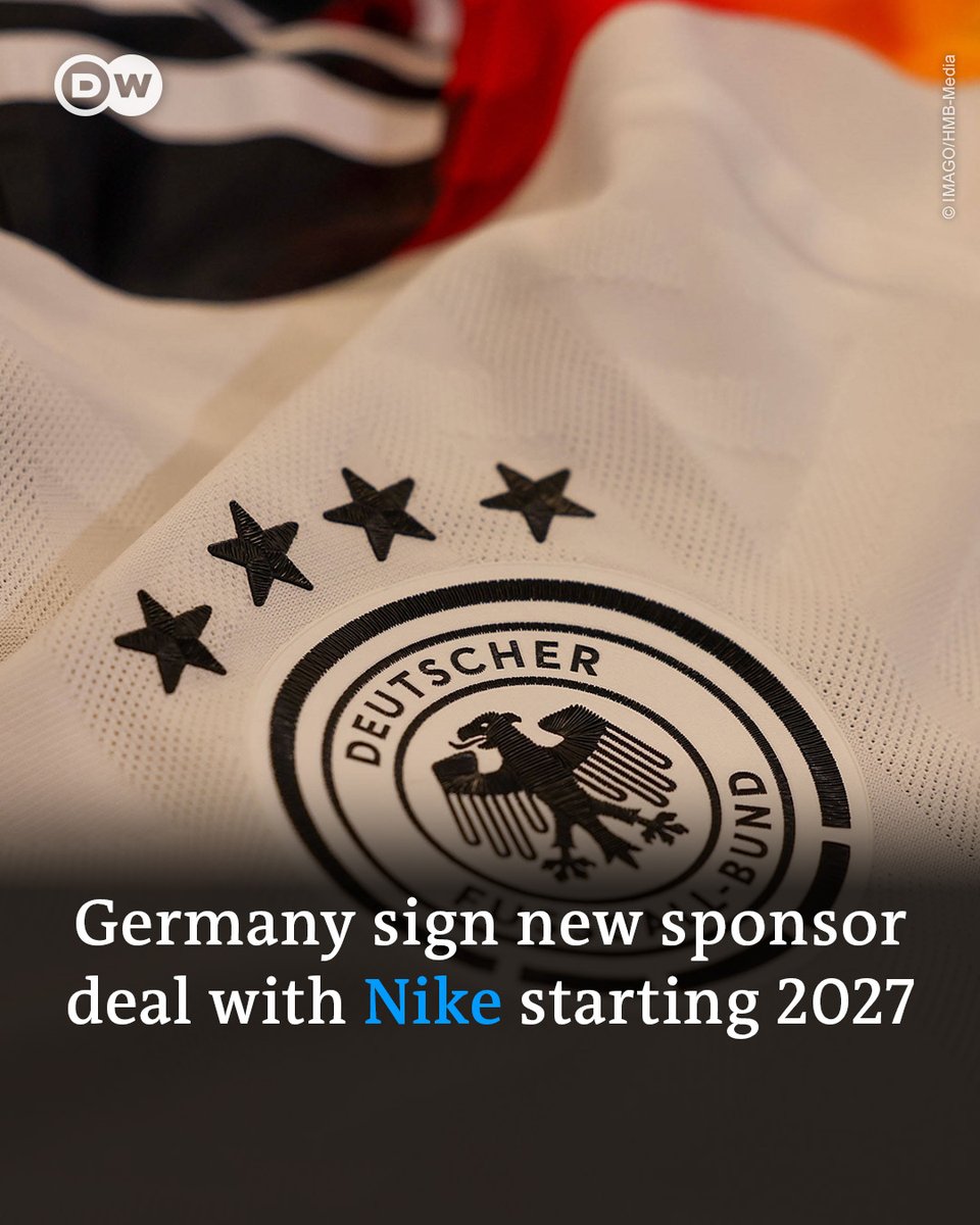dw_sports's tweet photo. OFFICIAL: After more than 70 years with Adidas, Germany will swap sponsors.

Nike will outfit the German national teams from 2027-2034.

#DFB 🇩🇪 https://t.co/i73Q31KVPj