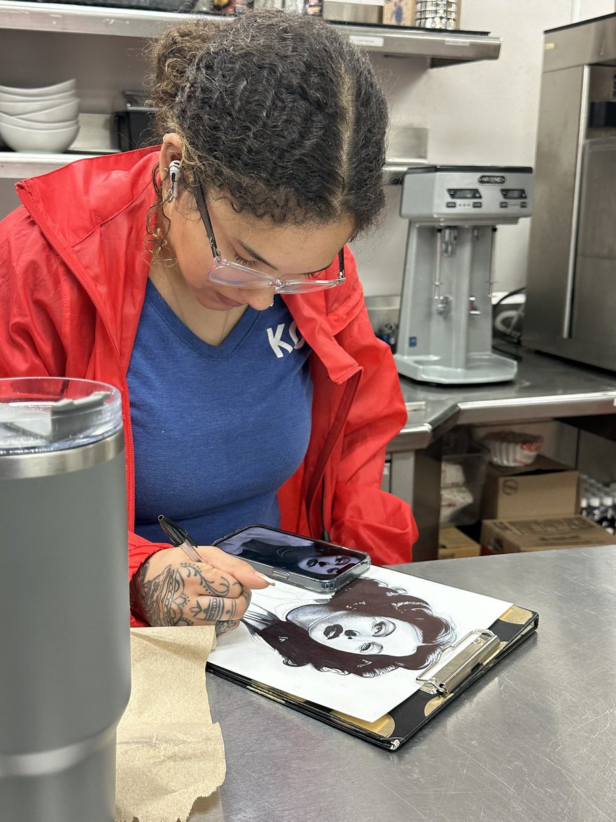 parodymuskia's tweet image. my coworker is the most talented person i've ever met are you fucking kidding me