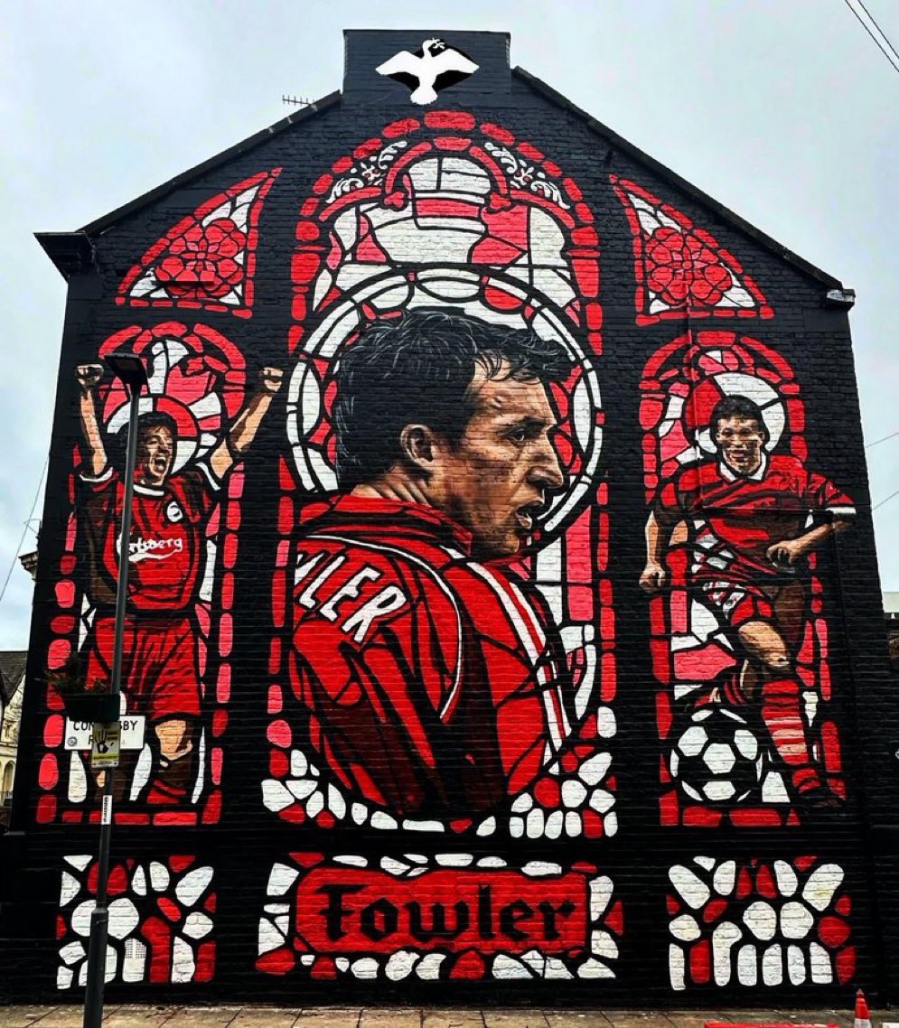 The finished masterpiece!

Just 🤩‼️

@MurWalls 🙌🏼🙌🏼🙌🏼
@Robbie9Fowler ✅✅

#robbiefowler #LiverpoolFC