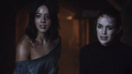 theewinterwitch's tweet photo. Agents of shield 4x15 is probably the best thing I’ve ever watched https://t.co/r9MJWIheAz