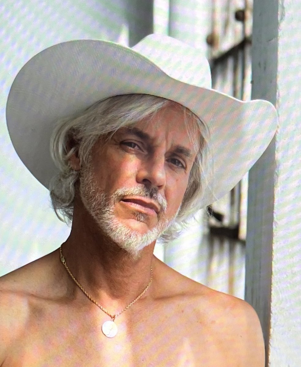 yeehaw…
Headed down to the ole Pollitt place! @TWFestNOLA <a href="/YRInsider/">Young & The Restless</a> #NOLA