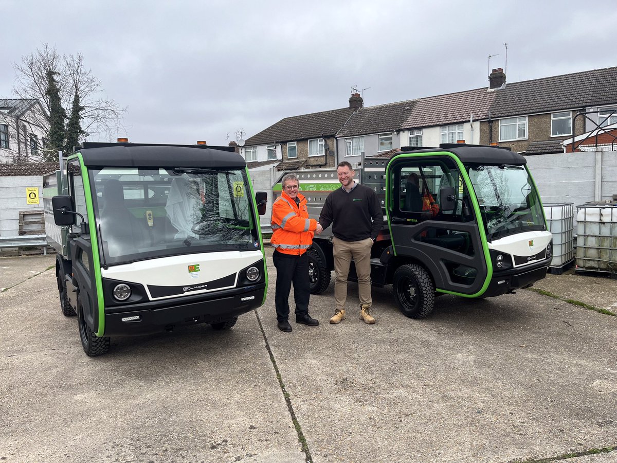 2 more new Etesia ET lander trucks out and delivered,  installed today with a local authority, thank you for your business  <a href="/EtesiaUK/">Etesia UK</a> <a href="/RTMACHINERYLTD/">RT Machinery Ltd</a>