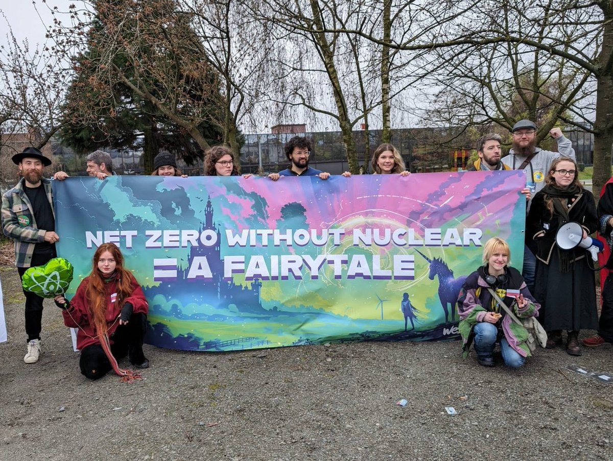 Anti-nuclear energy activists on the left. Pro-nuclear energy activists on the right. What do you notice about these images?