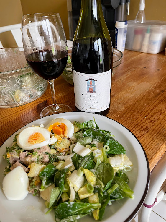 joukesp's tweet photo. #ThursdayLunch #LeftoverLunch #PotatoSalad #LambRoast #EndiveColeslawSalad
As weather improves this may well become a regular on our table!
Nicely surprised by '18 Leyda Syrah Reserva, Valle de Leyda, Chile!
Fruity, spicy, good balance of silky tannins & acidity, lengthy.
86-88 https://t.co/SwyKiGibKD