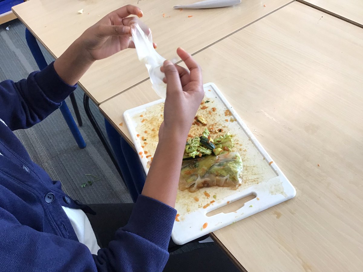 5.1 really enjoyed cooking this week, we made summer rolls by chopping,grating and peeling vegetables. We all thought they were delicious!