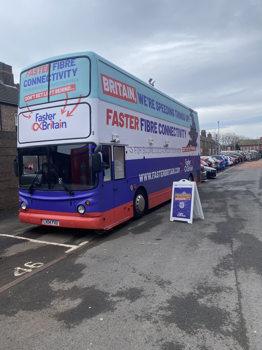 CommsConverged's tweet photo. We were at the #LiverpoolBizFair today at alongside the #FasterBritain bus discussing all things @LCRConnect and #FULL Fibre Broadband and of course the hot topic of the BT PSTN Switch Off.

Just a tip for anyone exhibiting in the future Krispy Kreme doughnuts go down a treat 😉 https://t.co/05Ov51lXLa