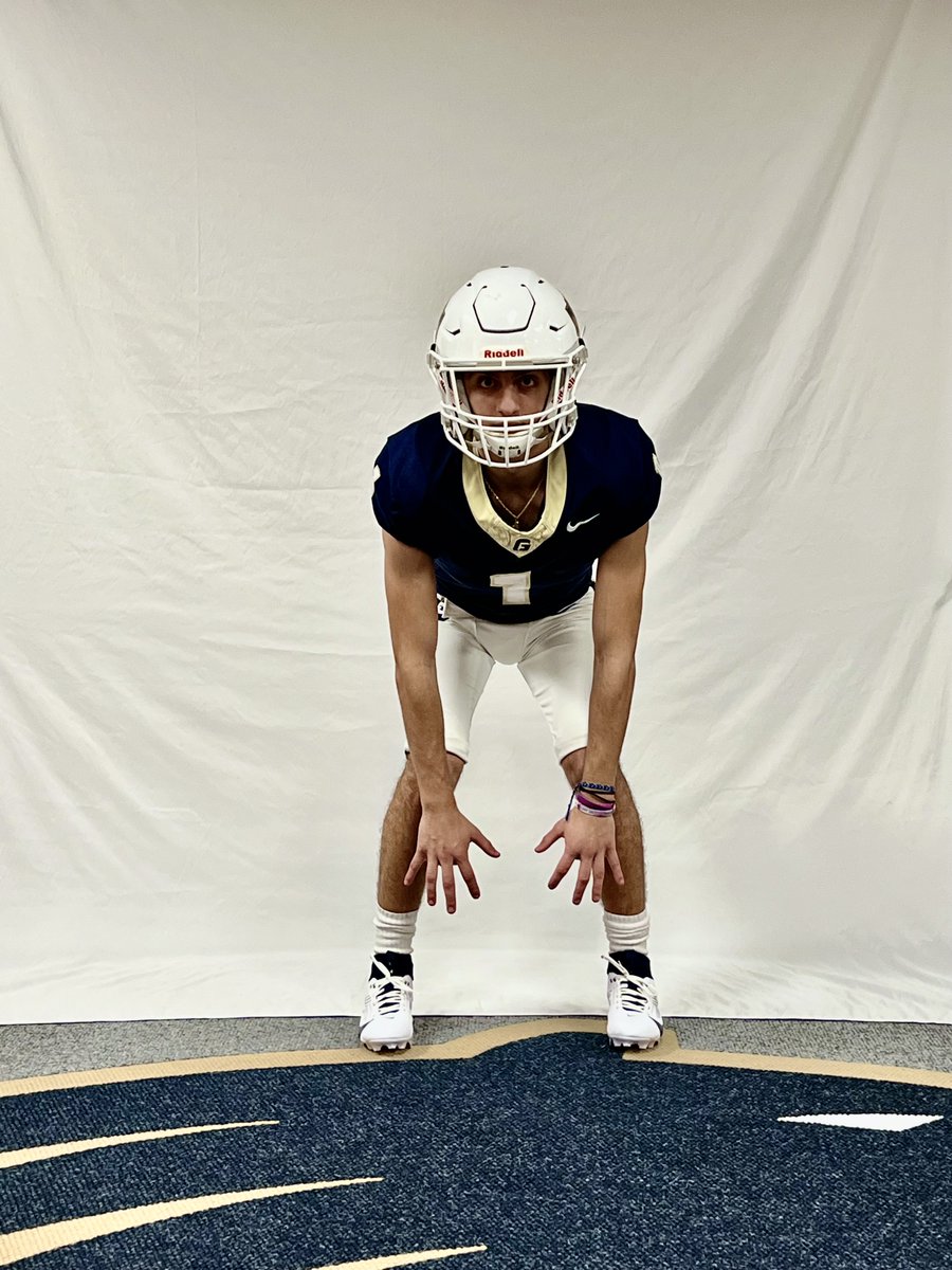 Georgie (@georgied_300) on Twitter photo #AGTG I would like to announce my commitment to George Fox University! Thank you to everyone who have supported me throughout my high school football career! Go Bruins! <a href="/GFUFootball/">GFU Bruin Football</a> @CoachHughesGFU
<a href="/coachtmyers/">Torrey Myers</a> <a href="/CoachHam_/">Donté Hamilton</a> <a href="/RealMG96/">Marcus “MG” Griffin</a> <a href="/CascadiaPreps/">Cascadia Preps</a> <a href="/BrandonHuffman/">Brandon Huffman</a> <a href="/PrepRedzoneWA/">Prep Redzone Washington</a> #AGTG I would like to announce my commitment to George Fox University! Thank you to everyone who have supported me throughout my high school football career! Go Bruins! <a href="/GFUFootball/">GFU Bruin Football</a> @CoachHughesGFU
<a href="/coachtmyers/">Torrey Myers</a> <a href="/CoachHam_/">Donté Hamilton</a> <a href="/RealMG96/">Marcus “MG” Griffin</a> <a href="/CascadiaPreps/">Cascadia Preps</a> <a href="/BrandonHuffman/">Brandon Huffman</a> <a href="/PrepRedzoneWA/">Prep Redzone Washington</a>
