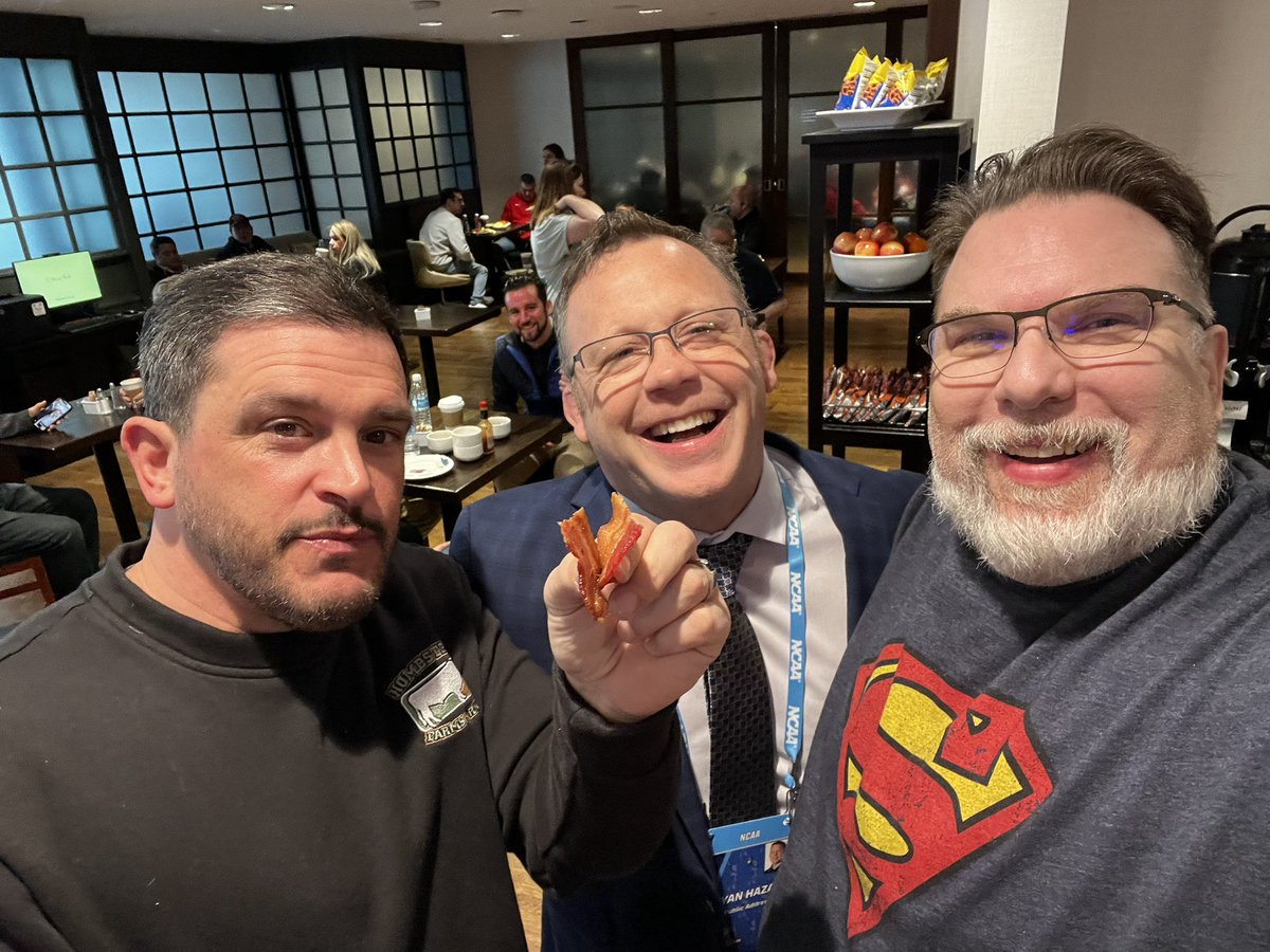 Looking forward  to 3 days of this guy calling the highlights! <a href="/bryanhazard/">Bryan Hazard</a> and hanging with <a href="/jmenwrestling/">Journeymen Wrestling</a> #NCAAWrestling 2024 div 1 finals