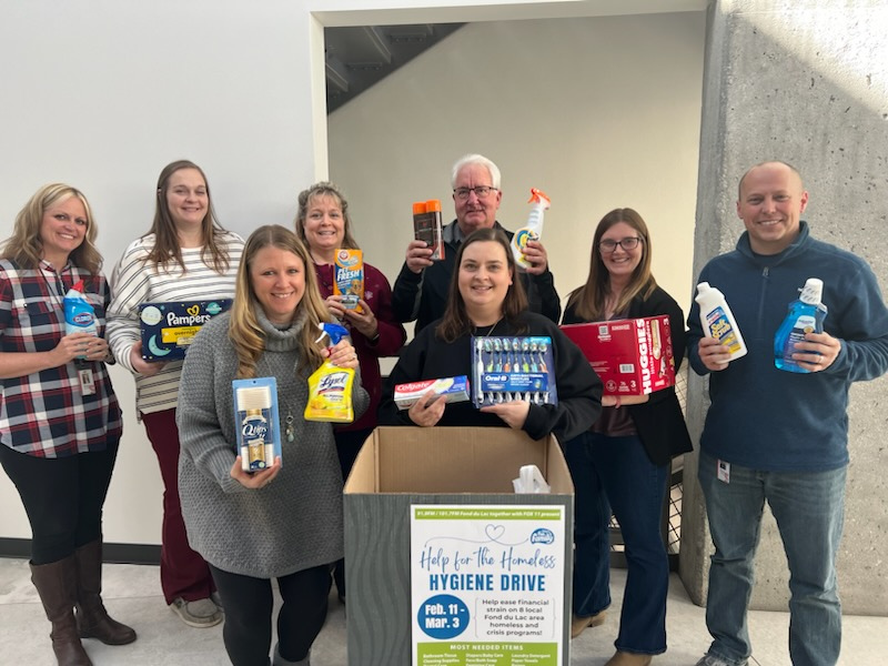 Employees recently helped stock the shelves of Fond du Lac's local homeless and crisis programs through the @TheFamilyFM 'Help for the Homeless' Hygiene Drive! 👏