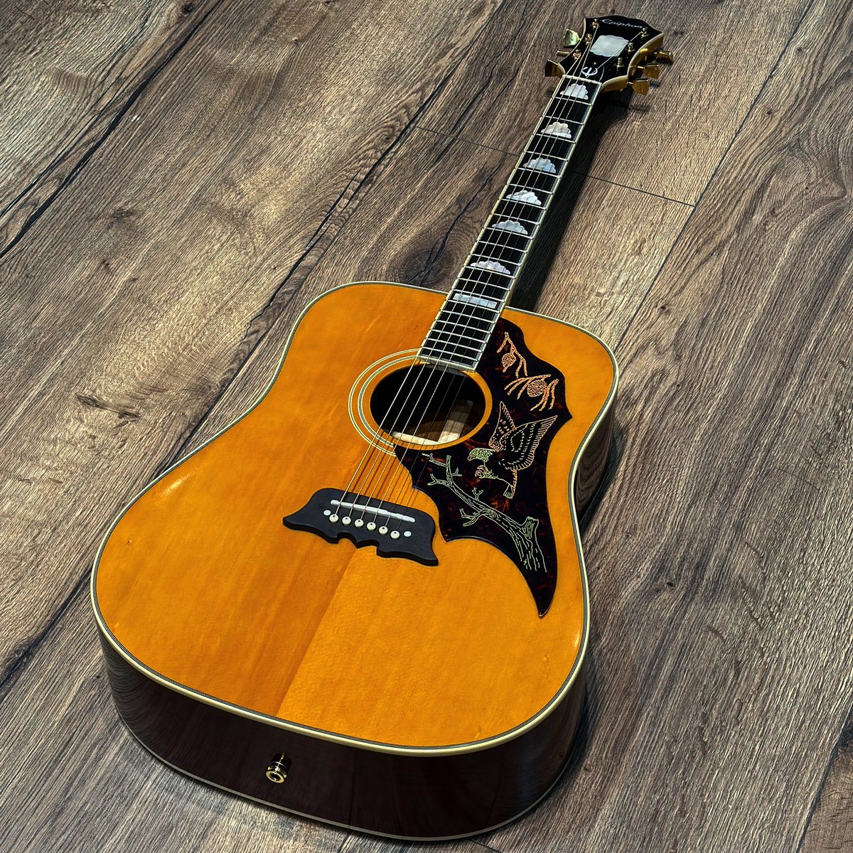 Epiphone Masterbilt Excellente Antique Natural Aged. £1199.